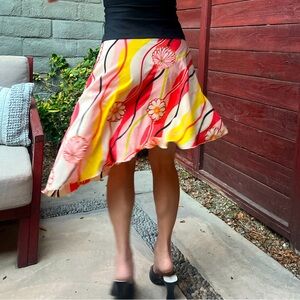 Trina Turk Silk Floral Midi Skirt Y2K Asymmetrical hem